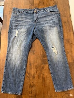 Kut from the Kloth Straight Fit Medium Wash Distressed Jeans